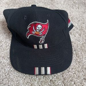 NFL Tampa Bay Buccaneers x Adidas black y2k striped fitted hat.